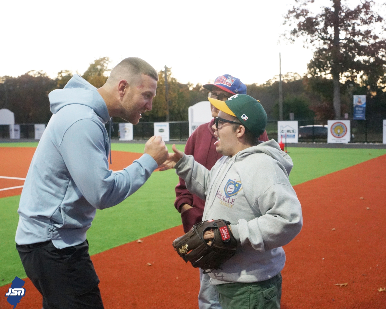 Todd Frazier Hosts Special Needs Baseball League