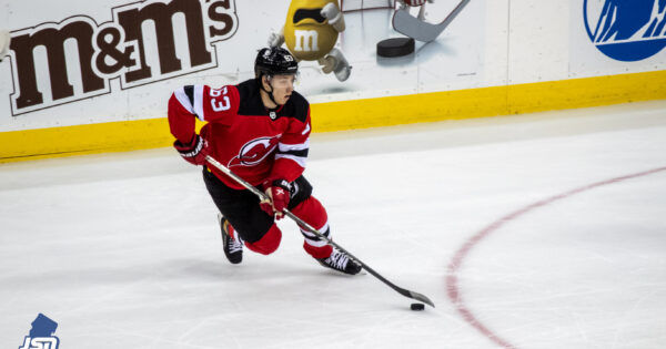 Jesper Bratt, Devils agree to eight-year, $63 million contract extension 