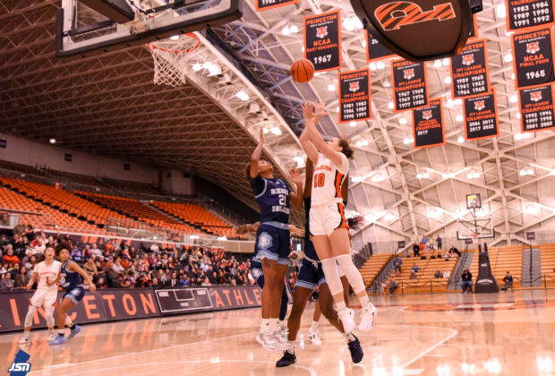 Stone's Buzzer Beater Puts Women's Basketball Over Rhode Island, 56-54 -  Princeton University Athletics