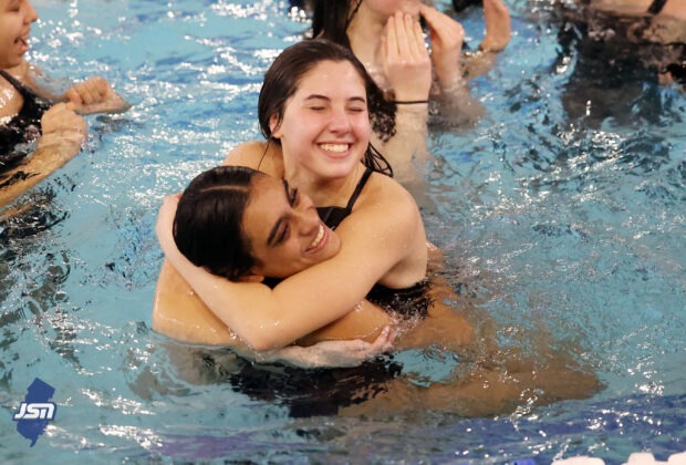 Ridgewood wins the 2024 NJSIAA North 1A Girls Swimming Championship